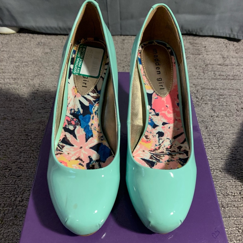 Madden Girl Getta BR Mint PA